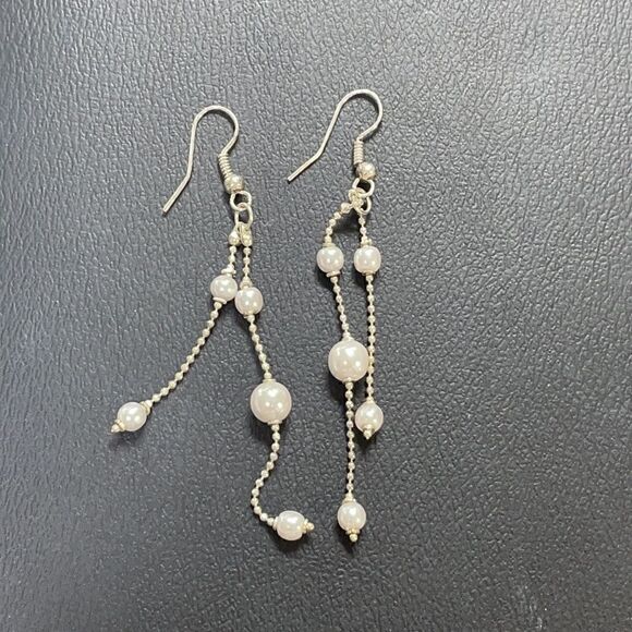NEW Premier Designs PEARL EARRINGS - Picture 2 of 2